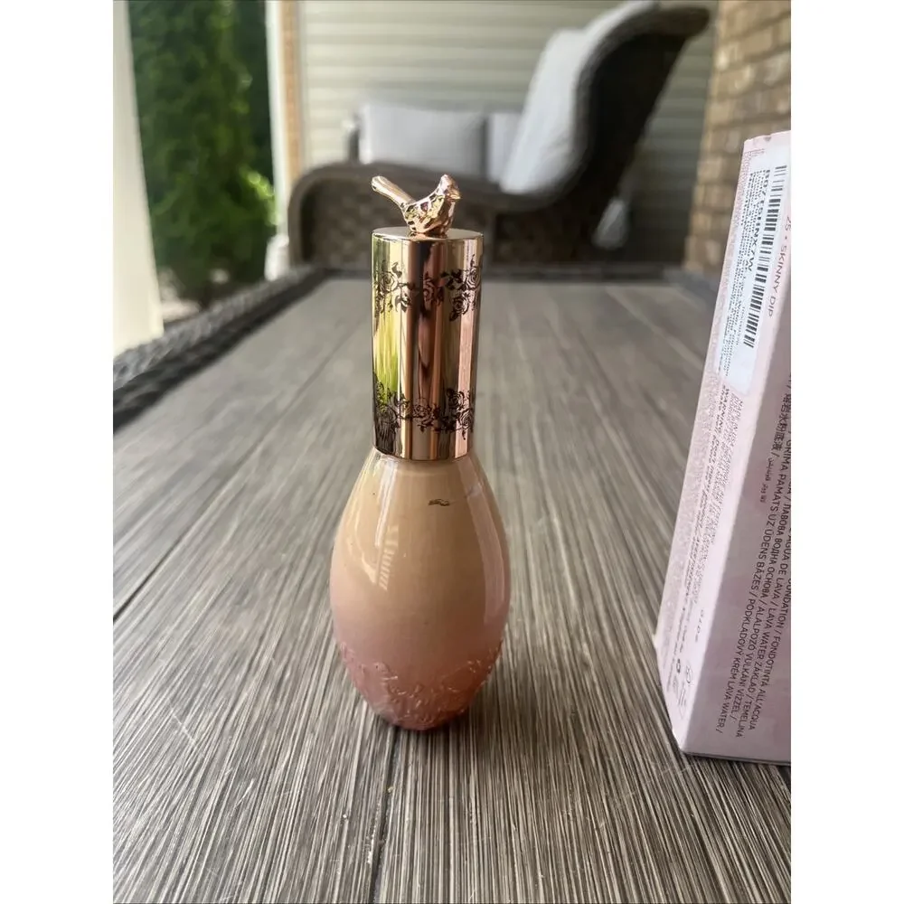 PRETTY VULGAR Cool AF Lava Water Foundation 12 1.18oz / 35mL Full Size